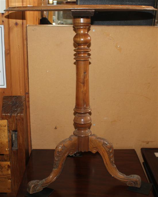 Victorian oval Inlaid walnut tripod table